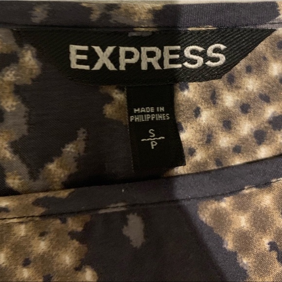 Dress - Picture 7 of 8